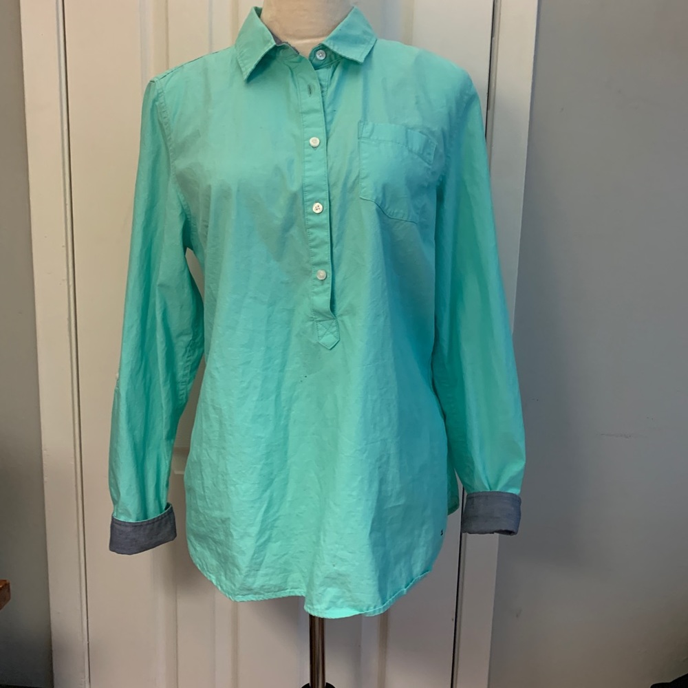 Tommy Hilfiger button up roll sleeve blouse - women’s large